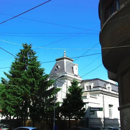 Armeneasca Studio